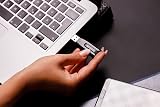 Verbatim Store n Go V3 USB 3.2 Gen 1 32GB Flash Drive Sliding Mechanism Black view 4