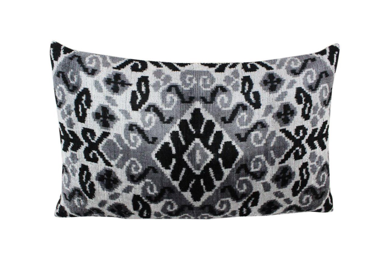 Amazon Com Black Fig Designs Silk Velvet Ikat Pillow Cover Vp85