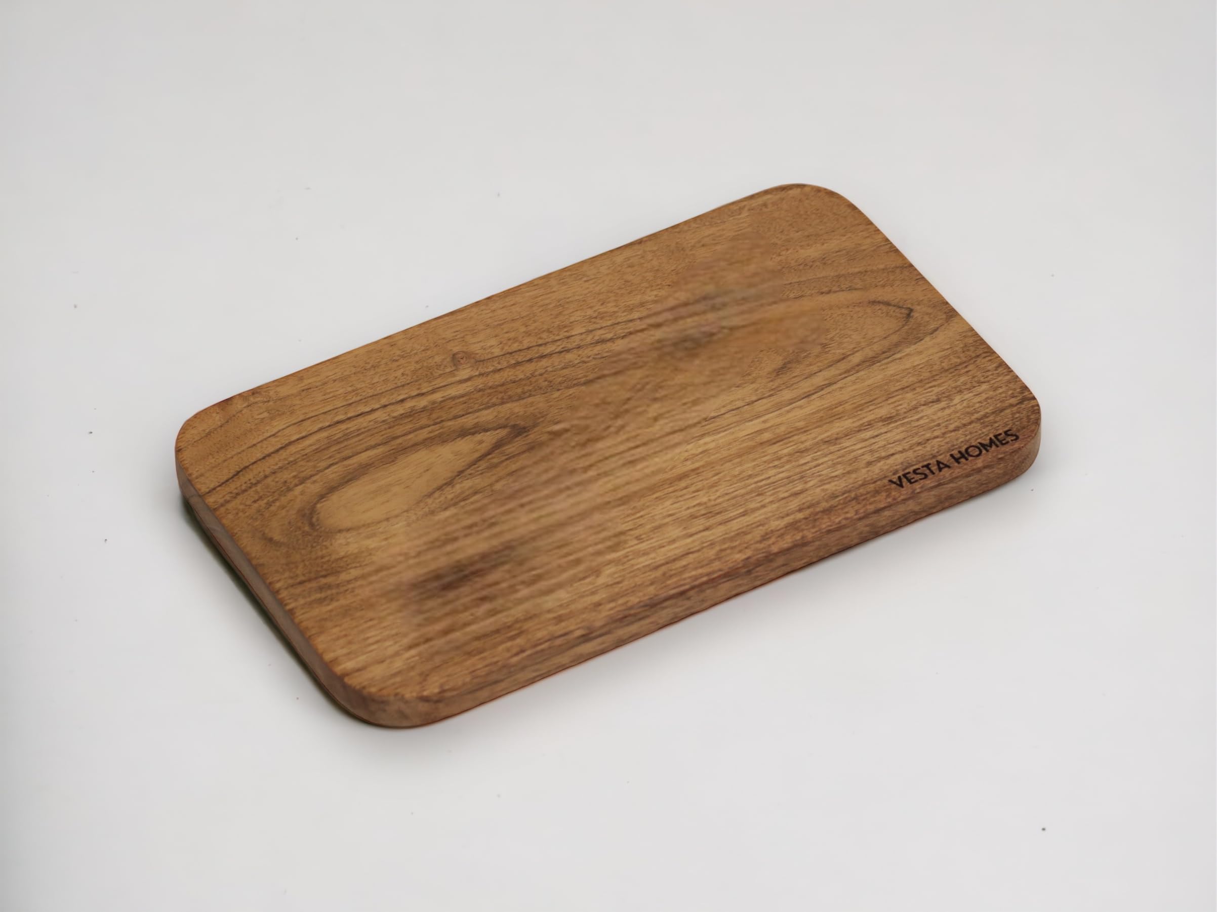 Vesta Homes Single Block Wooden Chopping/Cutting Board/Plate for Kitchen Vegetables, Fruits & Cheese | Natural Acacia Wood | Natural Color, 28 x 20 x 1.5 cm | Handcrafted