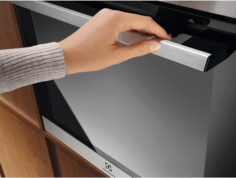 EOH3H00BX Forno Multifunção Incorporado, 7 Funções, Grande Capacidade, Ecrã LED Branco, Controlos Fixos, 2 Portas de Vidro, Aço Inoxidável Resistente a Impressões Digitais, Classe A