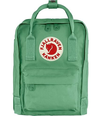 Amazon.com: Fjallraven - Kanken Classic Pack, Graphite m: Clothing, Shoes &  Jewelry