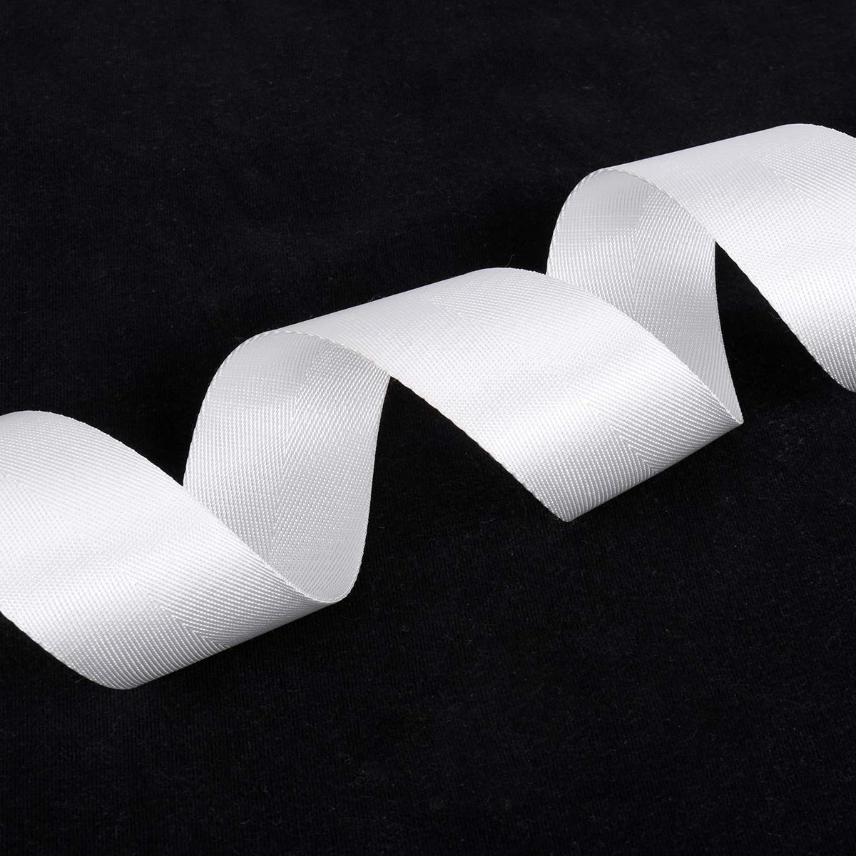 FANDOL Nylon Webbing - Heavy Duty Strapping for Crafting Pet Collars, Shoulder Straps, Seatbelt, Slings, Pull Handles - Repairing Furniture, Gardening, Outdoor Gear & More (1 inch x 10 Yards, White)