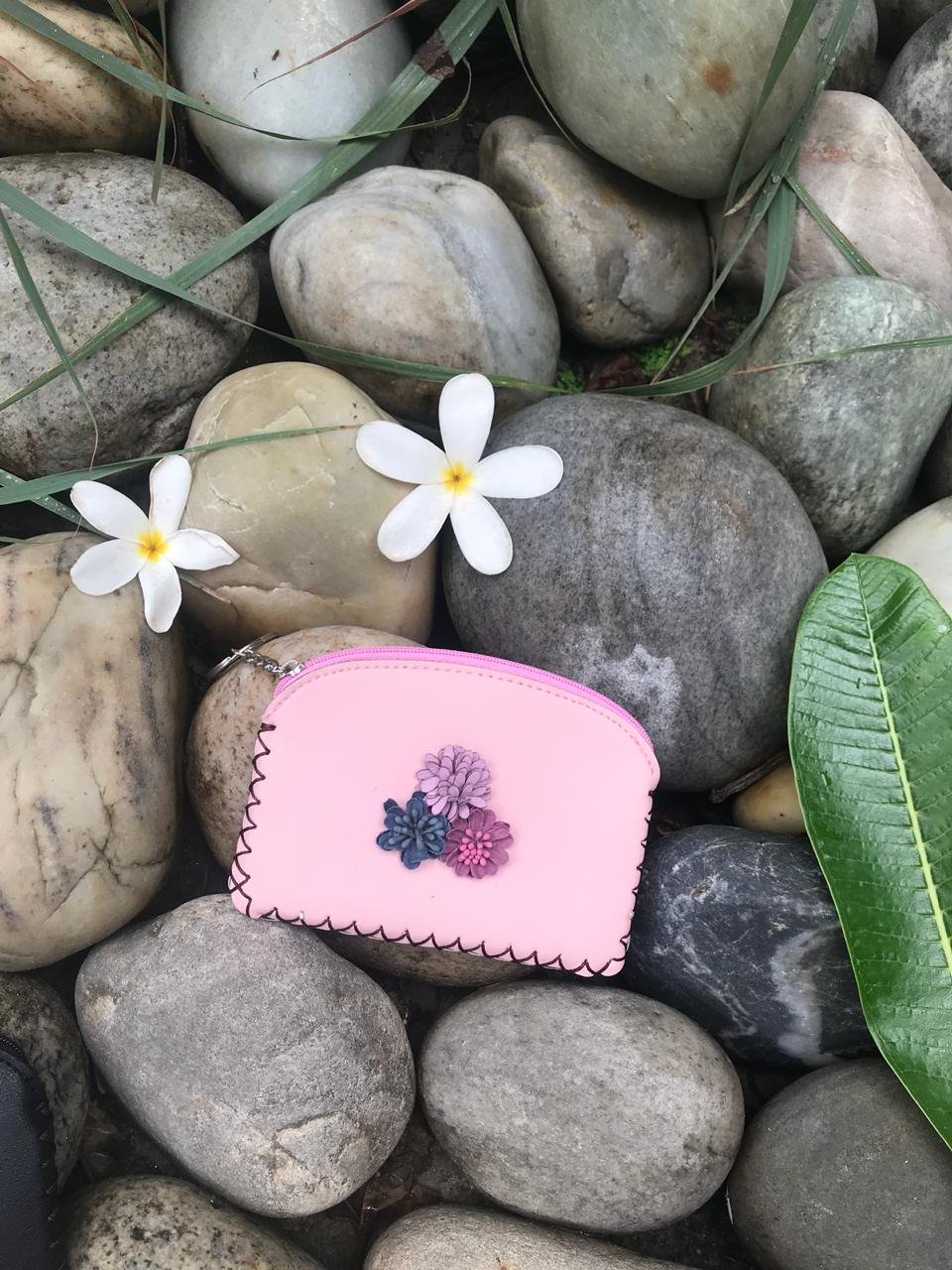 stripes light pink pu leather flower with tassel small coin purse