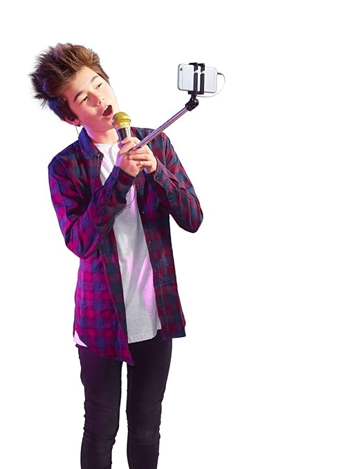 Watch Artists And Models Online Mic