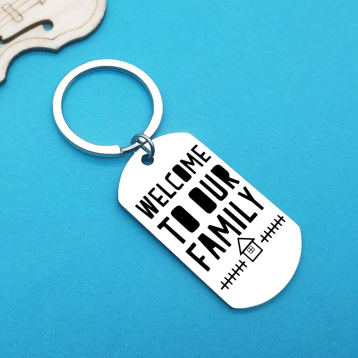 Huwujiu Daughter-in-Law Gifts Son in Law Keyring Gifts for Welcome to Our Family Keyring Wedding Gift for Daughter in Law from Mother in Law Father in Law - Image 4