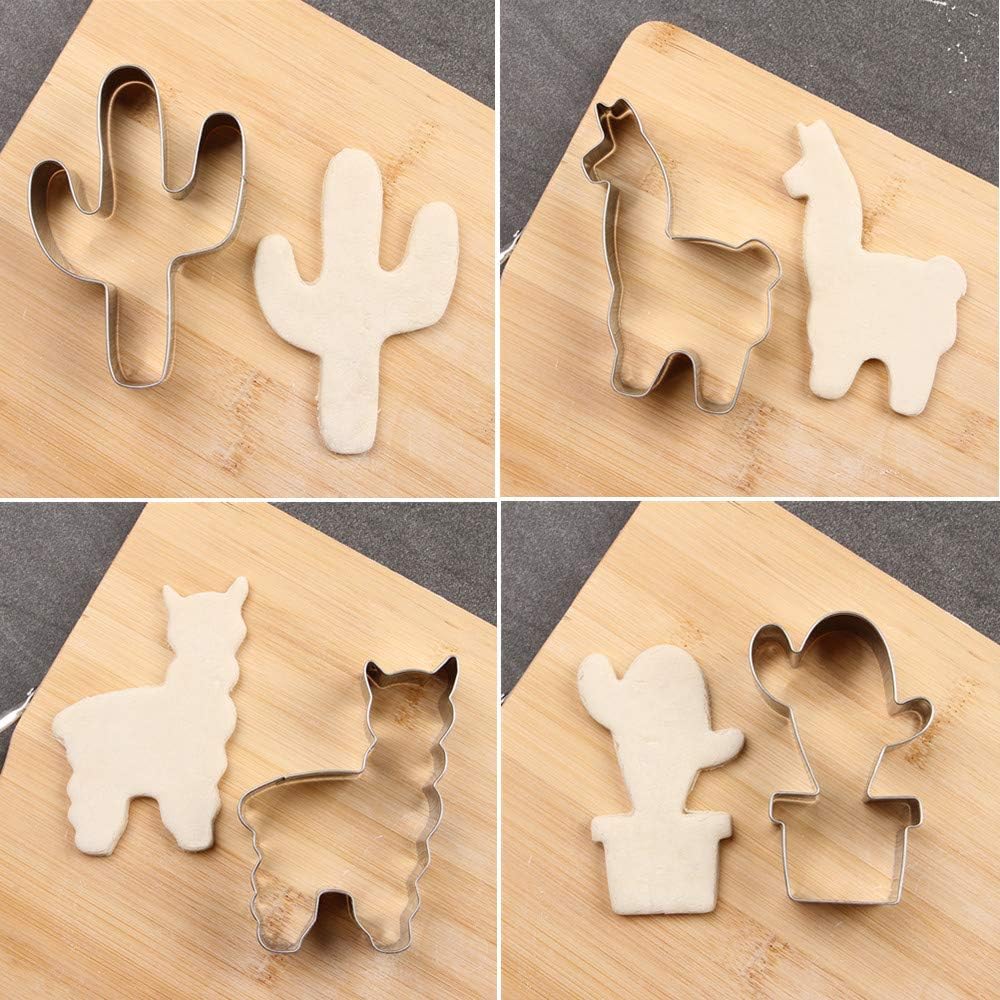 Amazon Com Bakingworld Cortadores De Galletas Para Ninos Moldes Para Moldes De Acero Inoxidable Con Forma De Placa De Cactus De Llama Moldes Para Galletas Sandwiches Fondant Y Tortas Juego De 7
