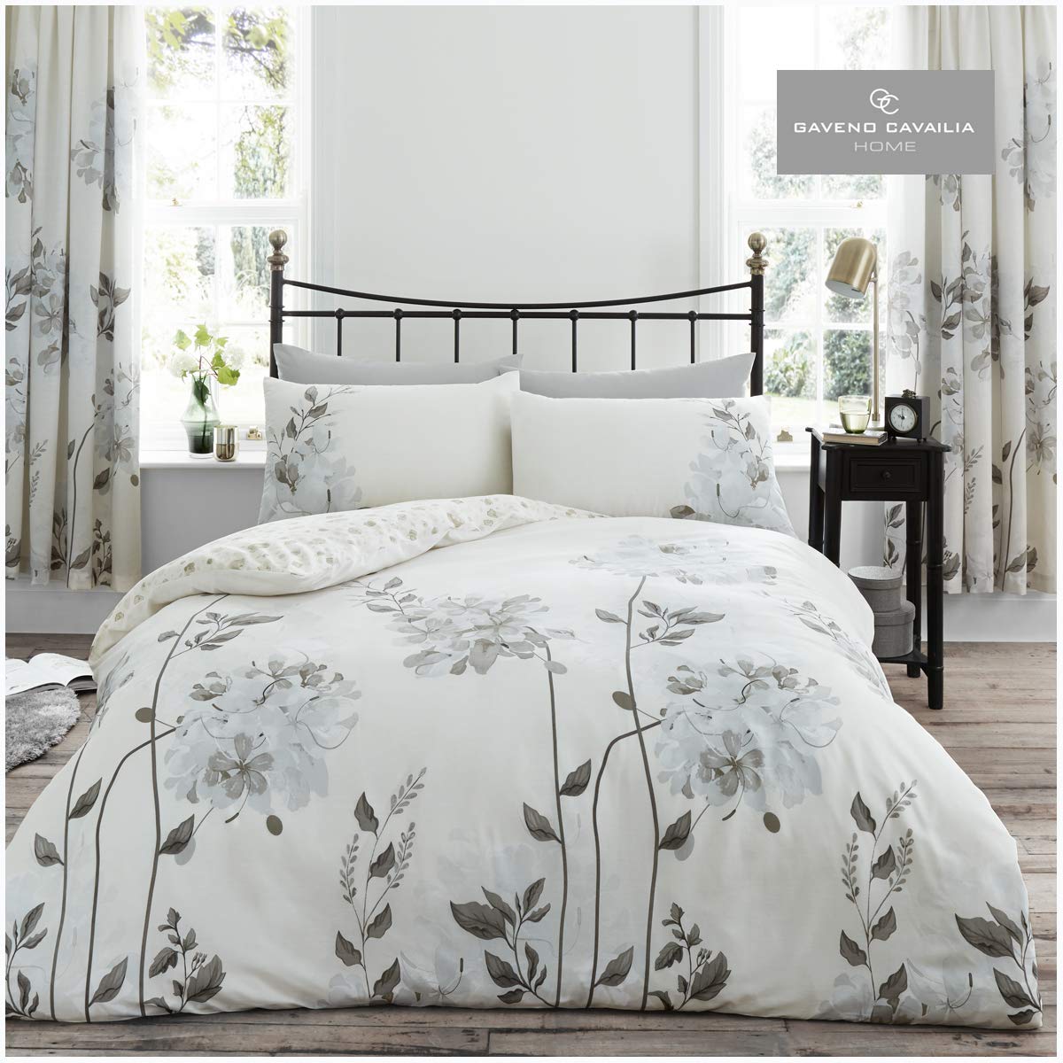 GC GAVENO CAVAILIA Gaveno Cavailia Botanical Camila Natural, 3 Piece Cotton Blend Reversible Floral Bedlinen, Easy Care Bedset, 1 Quilt Cover + 2 Pillow Cases, King Duvet Set