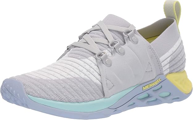 wide width pointed toe pumps