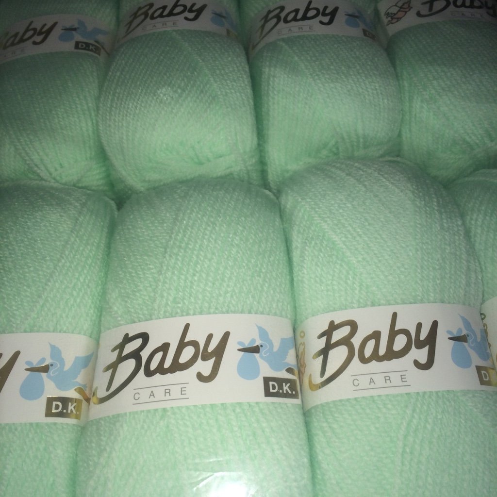 5 x 100g Wool Craft Baby care DK Yarn Knitting Pattern mint green