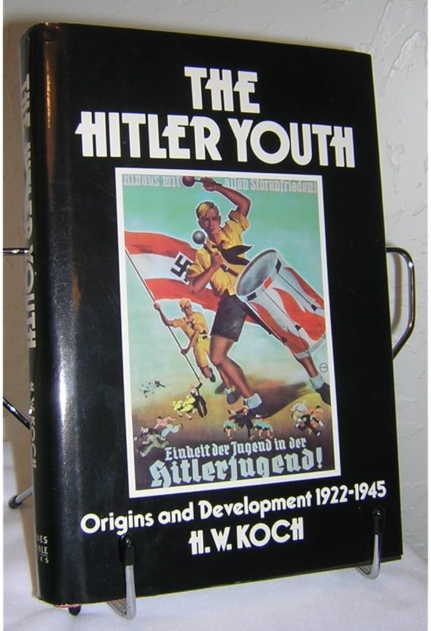 Hitler Youth, 1922-1945: An Illustrated History: Lepage, Jean