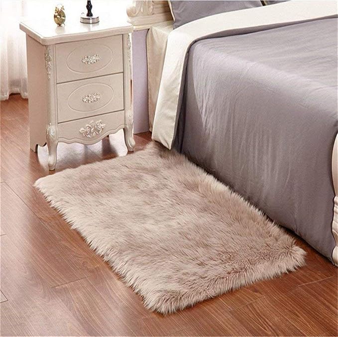 DQMEN Faux Fur Rug White Soft Fluffy Rug Shaggy Rugs Faux Sheepskin Rugs Floor Carpet for