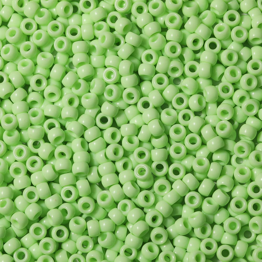 Bala&Fillic Size 6x9mm Palegreen Pony Beads with Smooth Surface Total 1000pcs Craft Pony Beads for Making Bracelets (Palegreen)