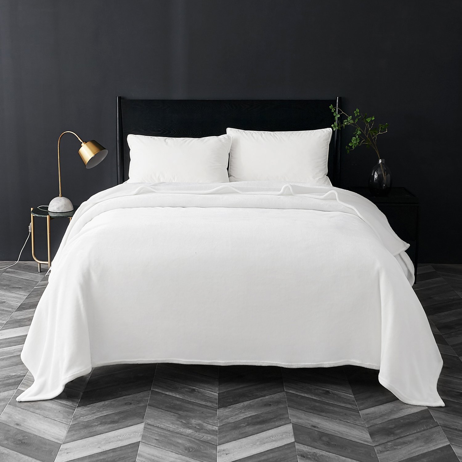 Flannel Fleece Luxury Bed Blanket White King Size Lightweight Cozy Plush Microfiber Solid Blanket