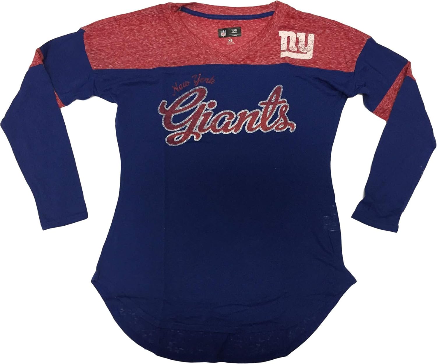 Amazon.com: New York Giants Women's Long Sleeve Distressed V-Neck T-Shirt (2XL 16/18) Black 