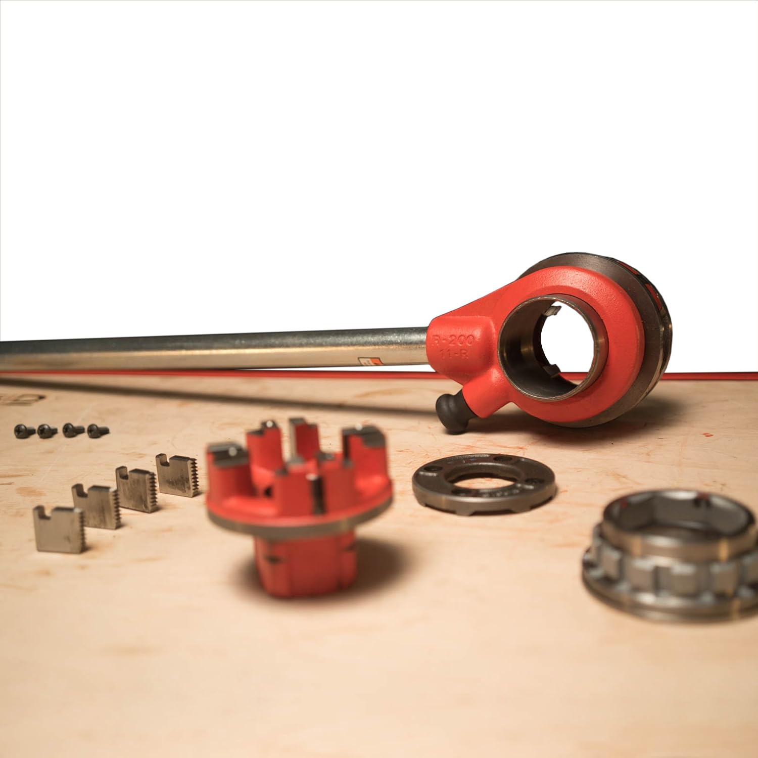 RIDGID 13088 11-R Enclosed Ratchet Threader Set, 1/2-inch to 2-inch ...