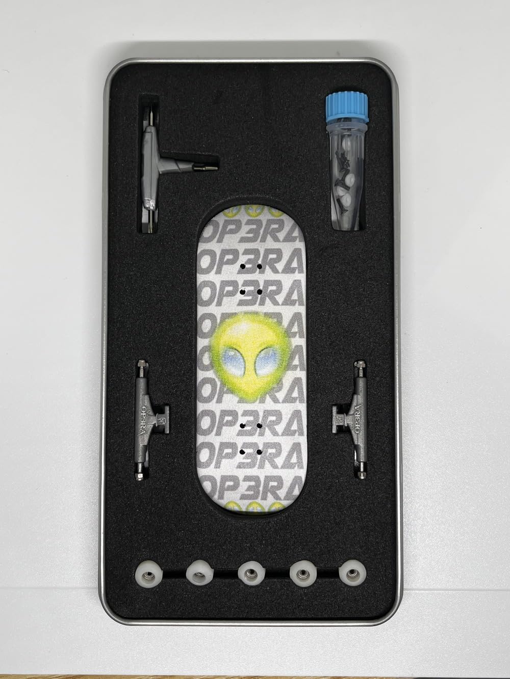 Op3ra Pro Fingerboard Complete-34 * 96mm Maple Wood Deck,UV Printing Graphic-Solid Single Axles Pro Trucks & 5 Urethane Bearing Wheels,-Replace Bushings-The Alien A51