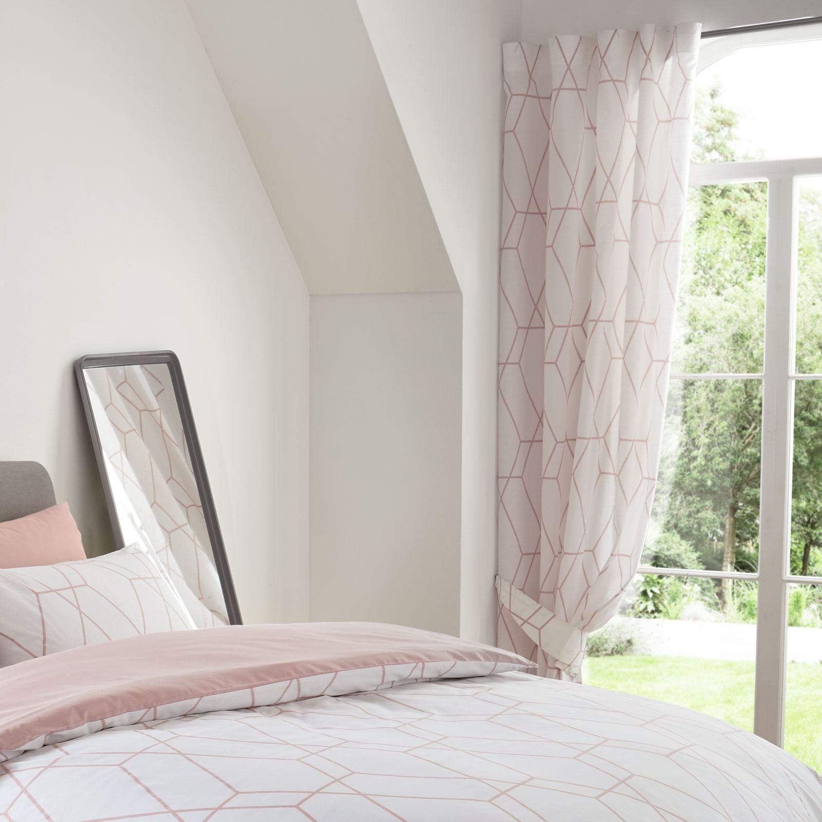 Price Right Home Metro Geometric Diamond Blush Pink/White Adults Bedroom Range - Duvet Cover Sets and Curtains Available (54" Curtains)