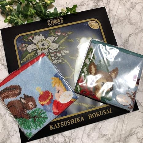 Amazon Co Jp Ana限定 葛飾北斎 鴬に垂桜 バンビ リス フェイラー コラボ ハンカチ 3点セット ホビー