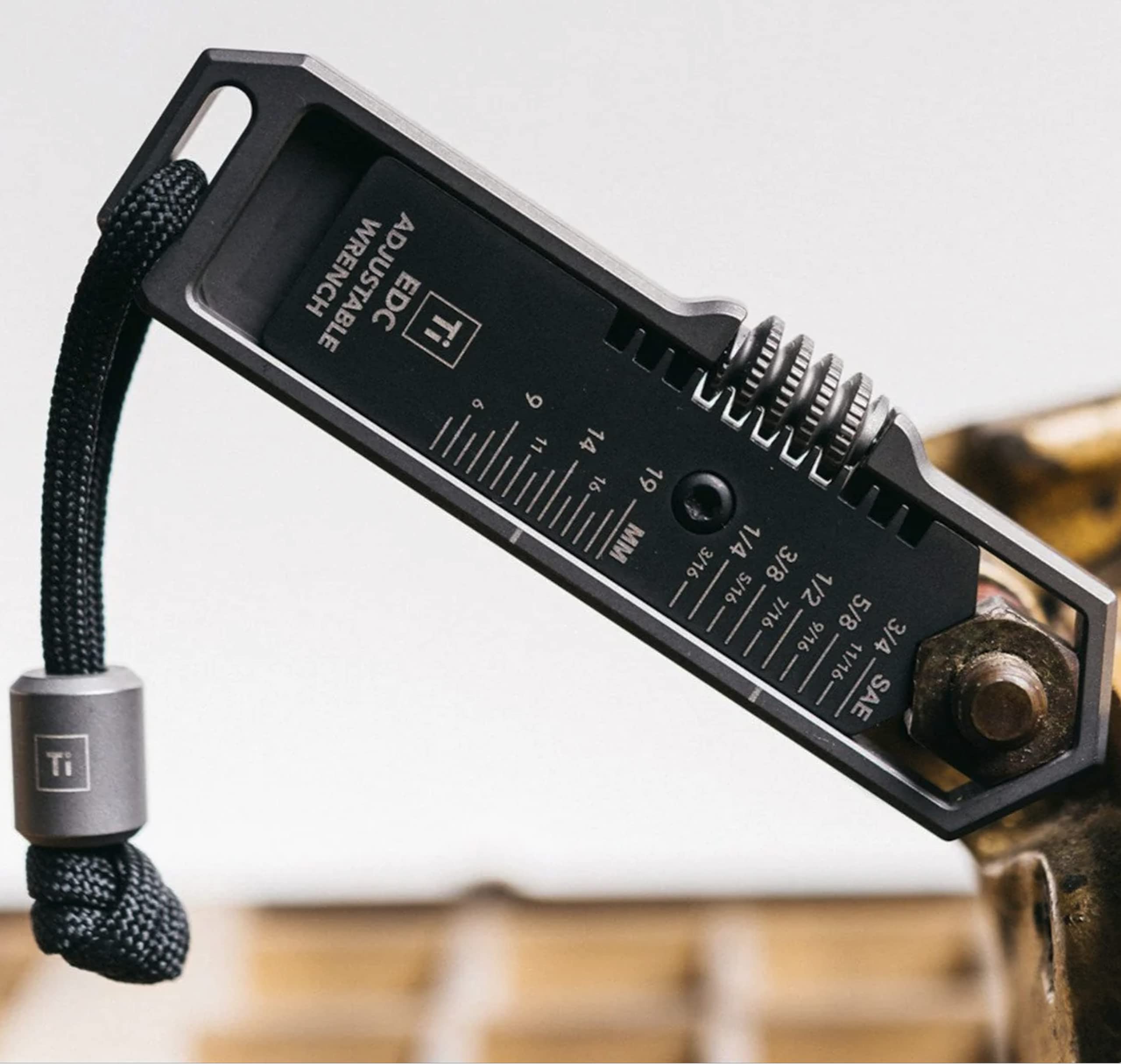 BIG IDEA DESIGN Ti EDC Wrench