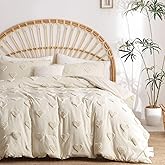 Bildenly Tufted Comforter Set Queen Size Beige Heart Tufted Comforter Boho Hearts Tufted Bed Set 3 Pieces Shabby Chic Embroidery Soft Jacquard Bedding for All Seasons with 2 Pillowshams