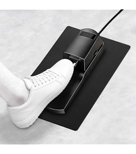 Universal Sustain Pedal for Digital Pianos – Extra-Wide Ergonomic Design with Anti-Slip Silicone Pads, Tilted Comfort Surface & Polarity Switch (Applicable to All brands on the market) : Musical Instruments