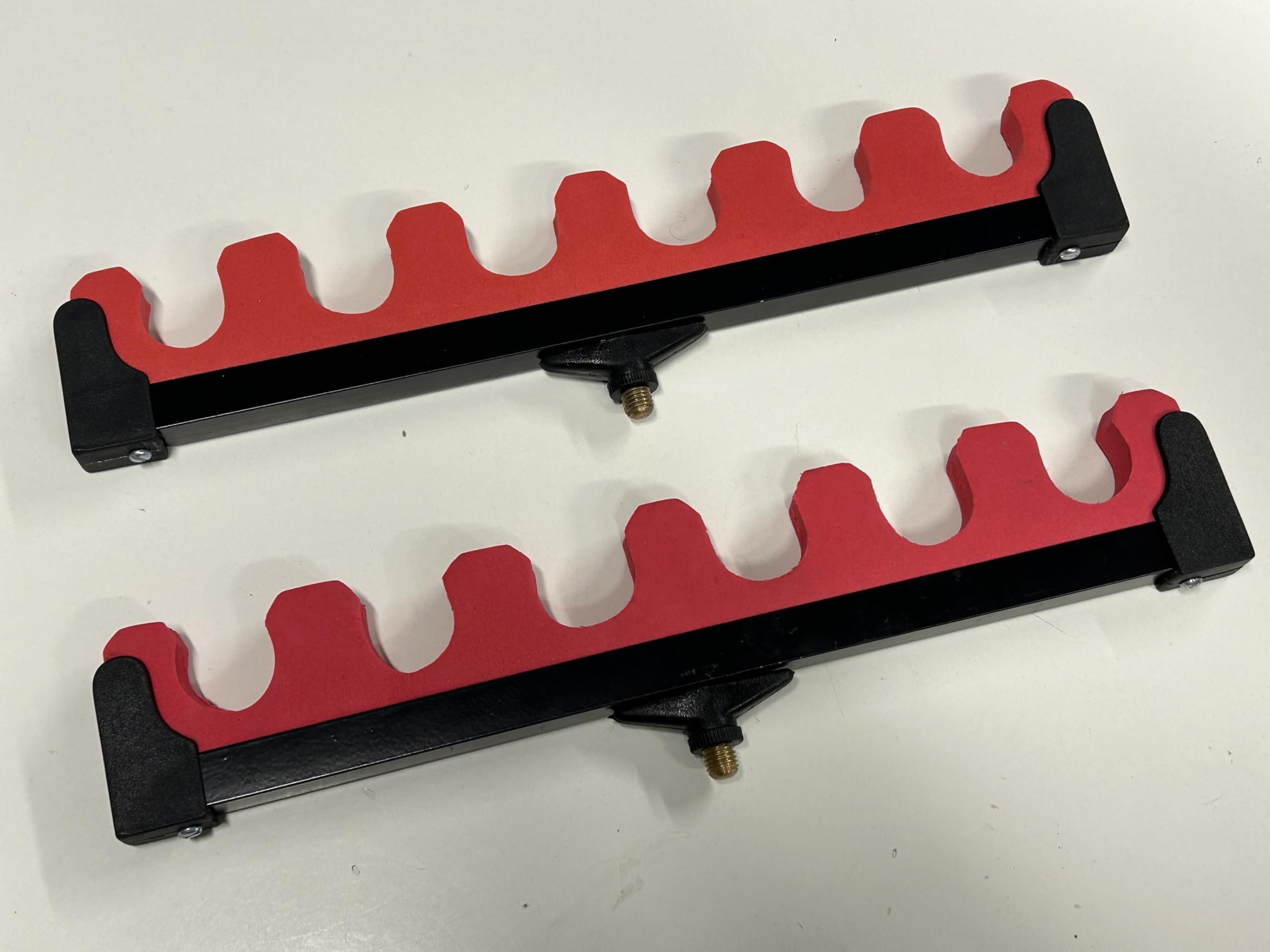 TMC 2 x Pole fishing Roosts. 6 section roosts, 32cm long, with end caps