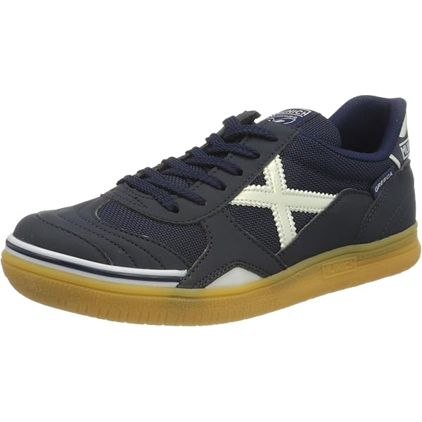 Amazon.com | Munich Unisex Low-Top Sneakers, Red, 7.5 US Men