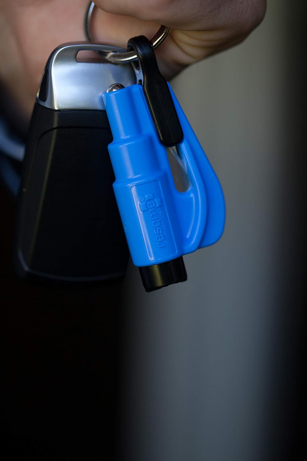 resqme Seatbelt Cutter and Window Glass Breaker 2 in 1 Quick Car Escape KeyChain Tool Neon - Pack of 2: Automotive