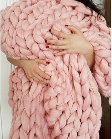 Chunky Knit Blush Pink Throw 2025