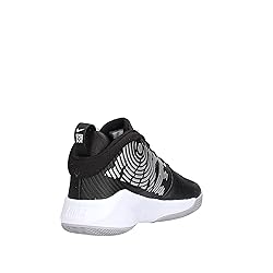 Nike Unisex-Kid's Team Hustle D 9