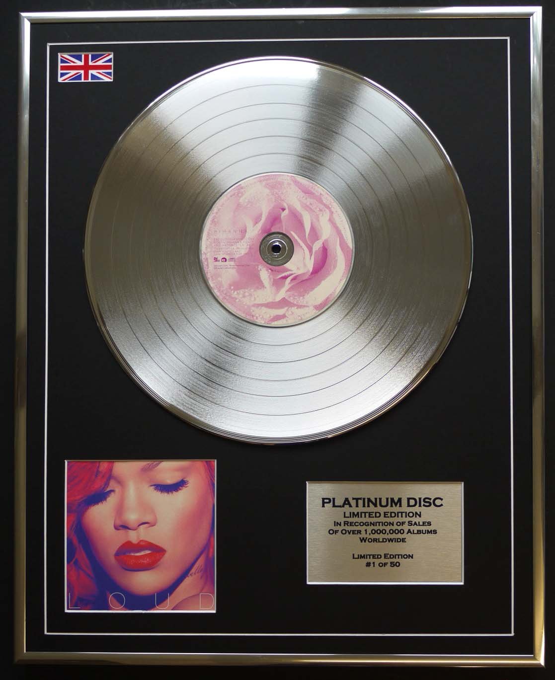 RIHANNA/LTD EDITION CD PLATINUM DISC/LOUD