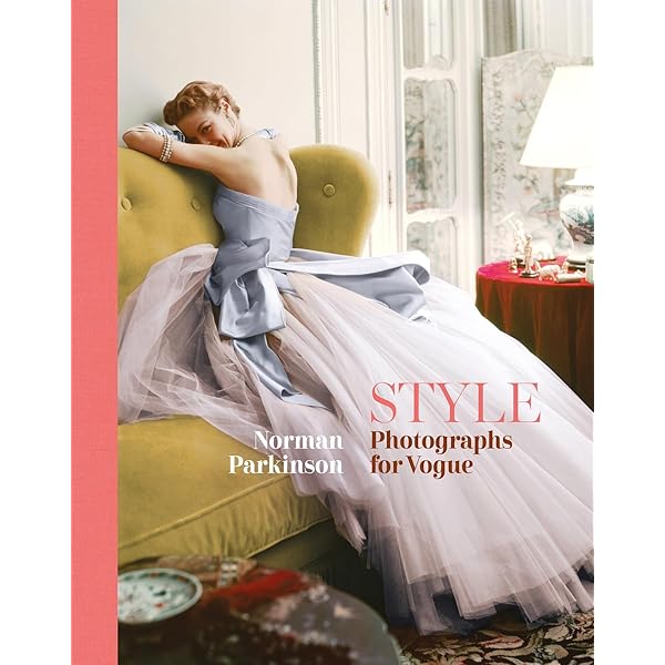 VOGUE woman ina howell ヴォーグ　写真集 In Vogue: Howell, Georgina: 9780712647915: Amazon.com: Books