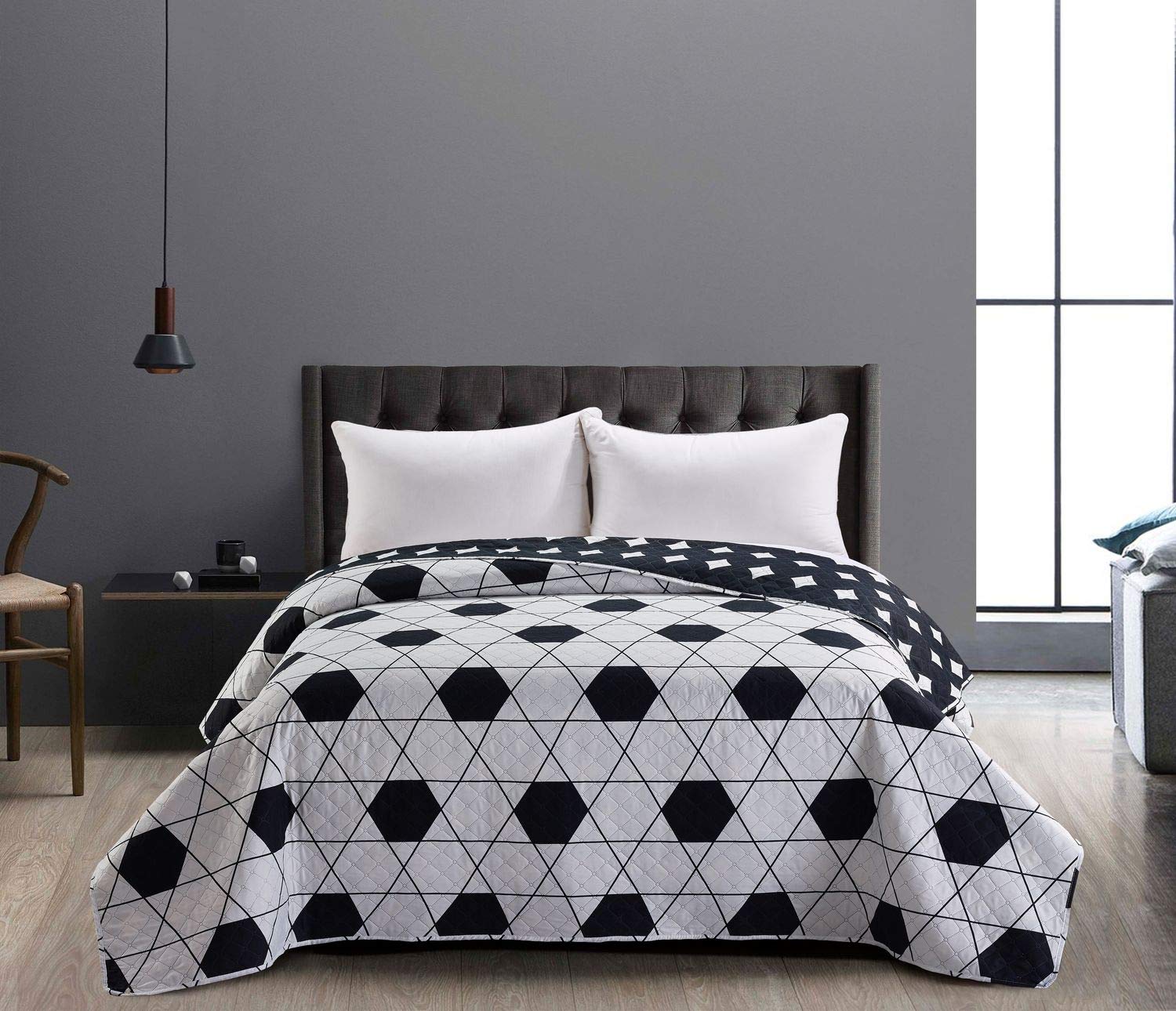 DecoKing Bedspread Black White Bedspread Double Sided Easy Care Geometric Black White Hypnosis Collection Harmony, Polyester, black white, 240 x 260 cm