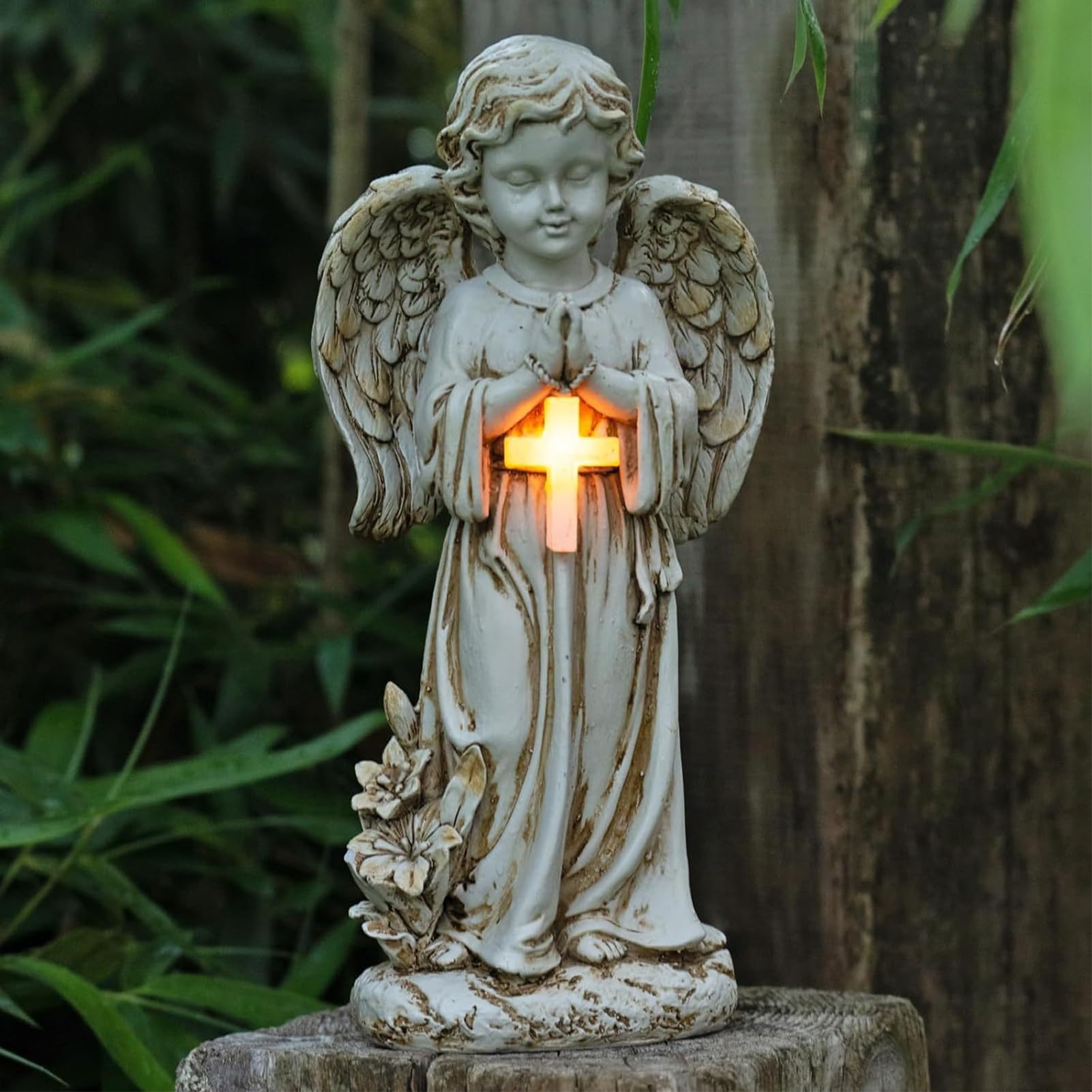 Tuzsocr Solar Angel Garden Statue - LED Guardian Angel Figure, Weatherproof Praying Figure on Grave, Grave Light, Outdoor Decoration, Sculpture Decoration for Lawn, Yard, Patio, Windowsill, 31 cm