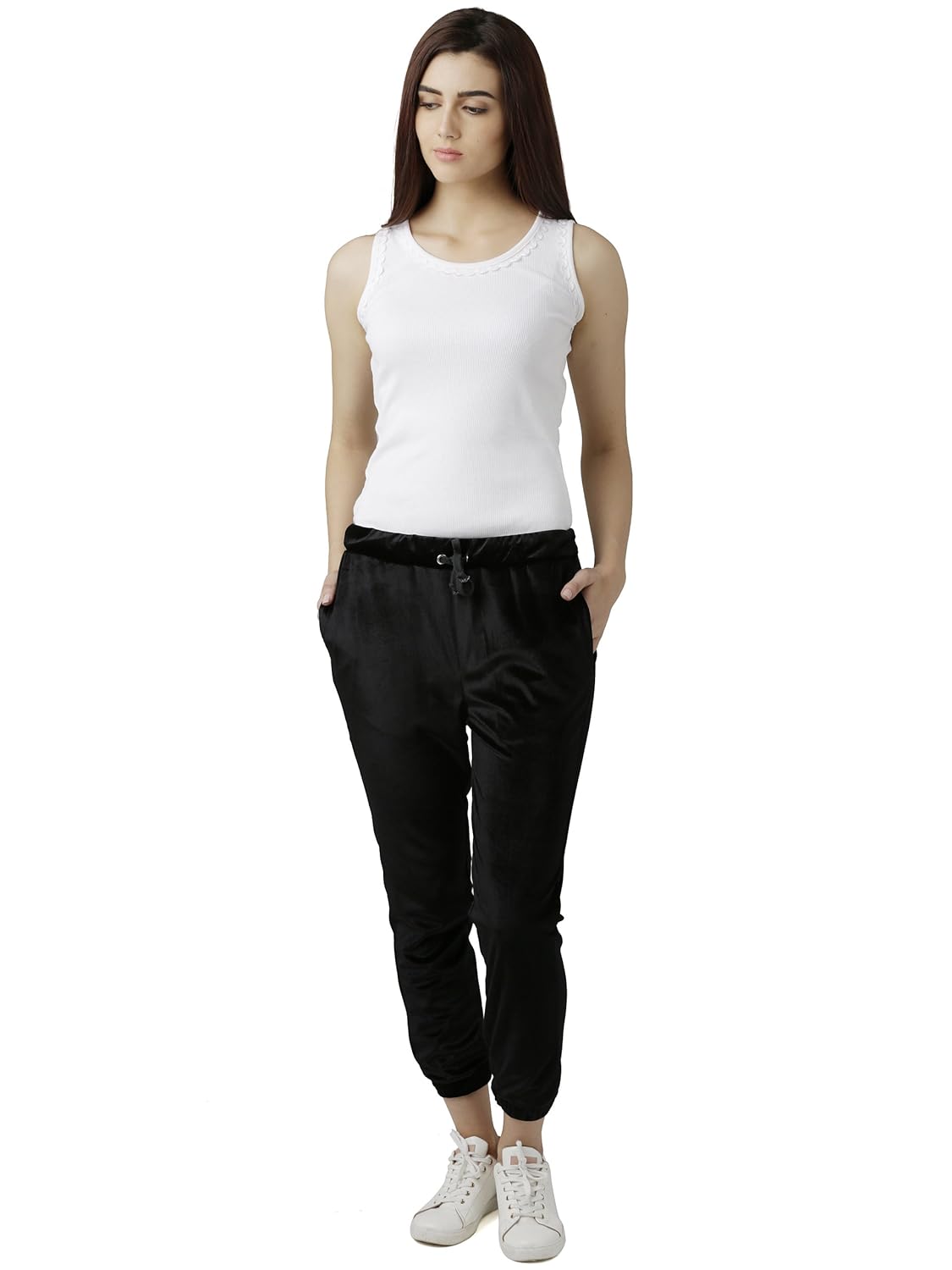 miss chase women's black velvet joggers