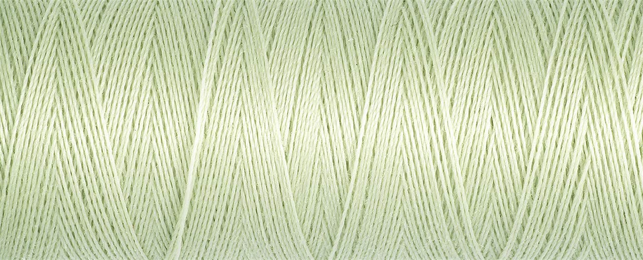 Gutermann Sew All Polyester Thread, 500Mtr, Light Patina Green (0818)