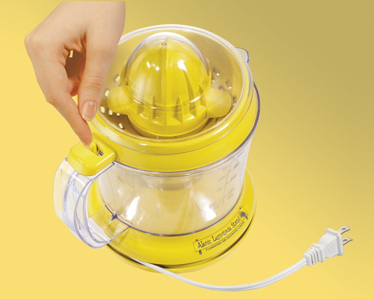 Proctor Silex Alex's Lemonade Stand Electric Citrus Juicer Machine and Squeezer, for Lemons, Limes and Oranges, 34 oz, Yellow (66331)