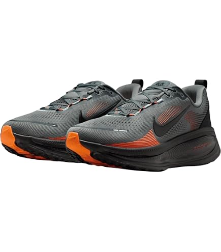 Amazon.com | Nike Women's Vomero 18 Black/Metallic Dark Grey/Cave