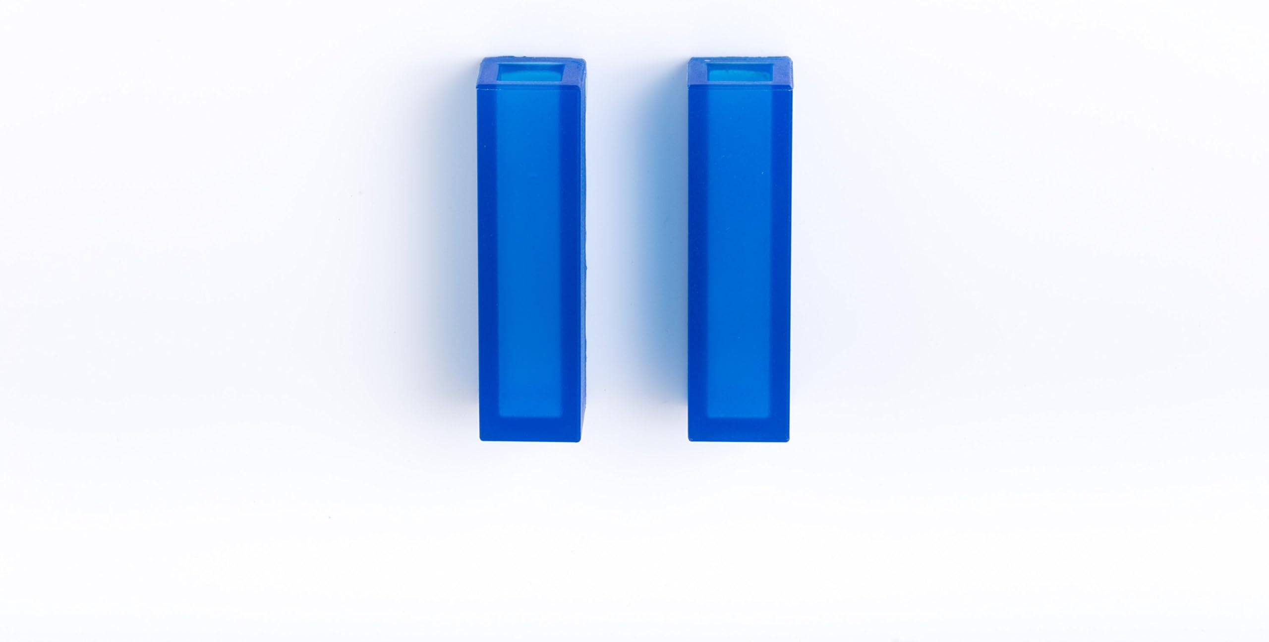 Geelli gls-0s2-007 listà PU Gel Blue 2.5 x 2.5 H 9 cm