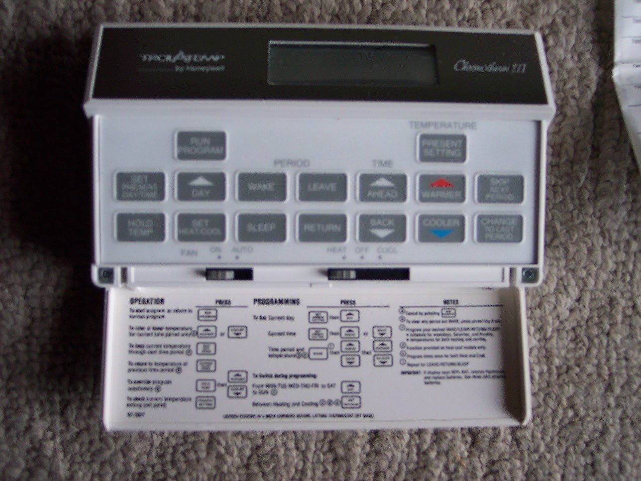 Honeywell Chronotherm III Heating and Cooling Thermostat, Building Supplies  - Amazon Canada