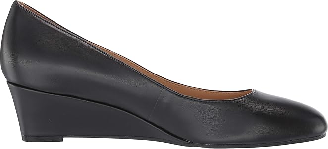 naturalizer pilar wedge pump