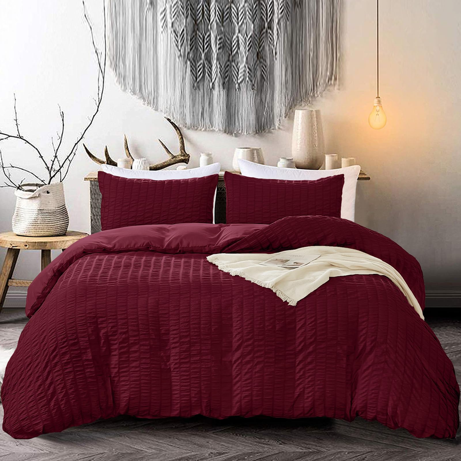 Burgundy Classic Seersucker Duvet Cover Set with 2 Pillowcases Luxury Soft Microfiber Puckering Bedding Set for All Seasons Double 200 x 200 cm — image 1
