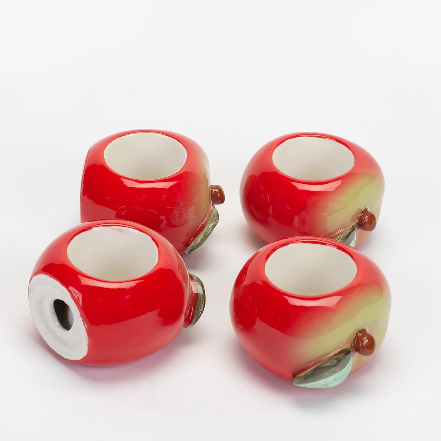 Design Imports Apple Orchard Cotton Table Linens, Hand Painted Ceramic Apple Napkin Rings, Set of 4: Home & Kitchen