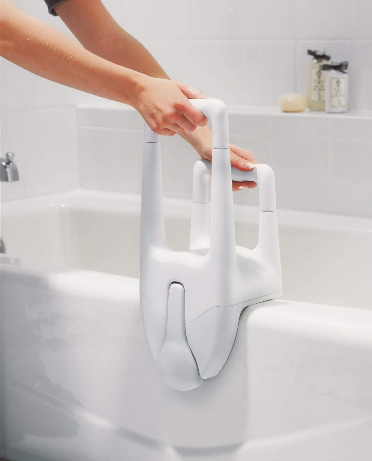 Moen DN7075 Home Care Locking Dual Tub Grip, Glacier: Home Improvement