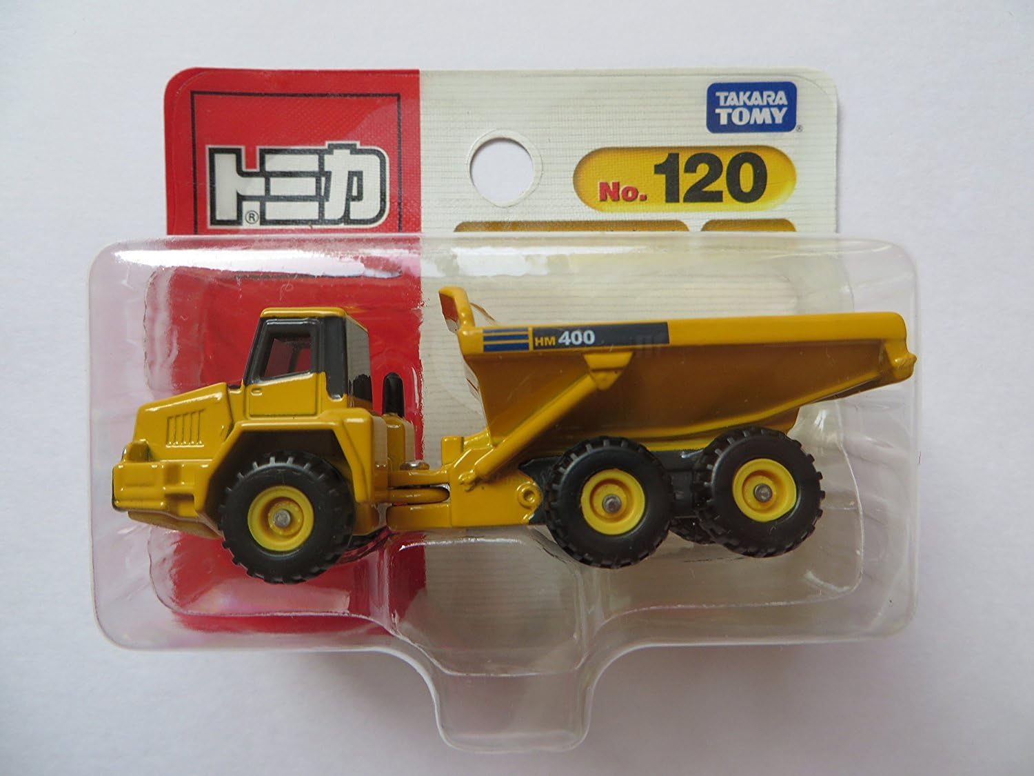 truck tomica
