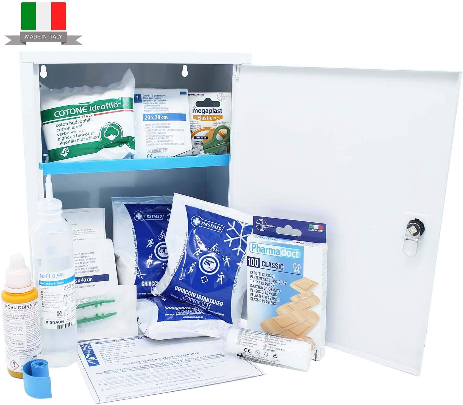 armadietto dei medicinali per rv