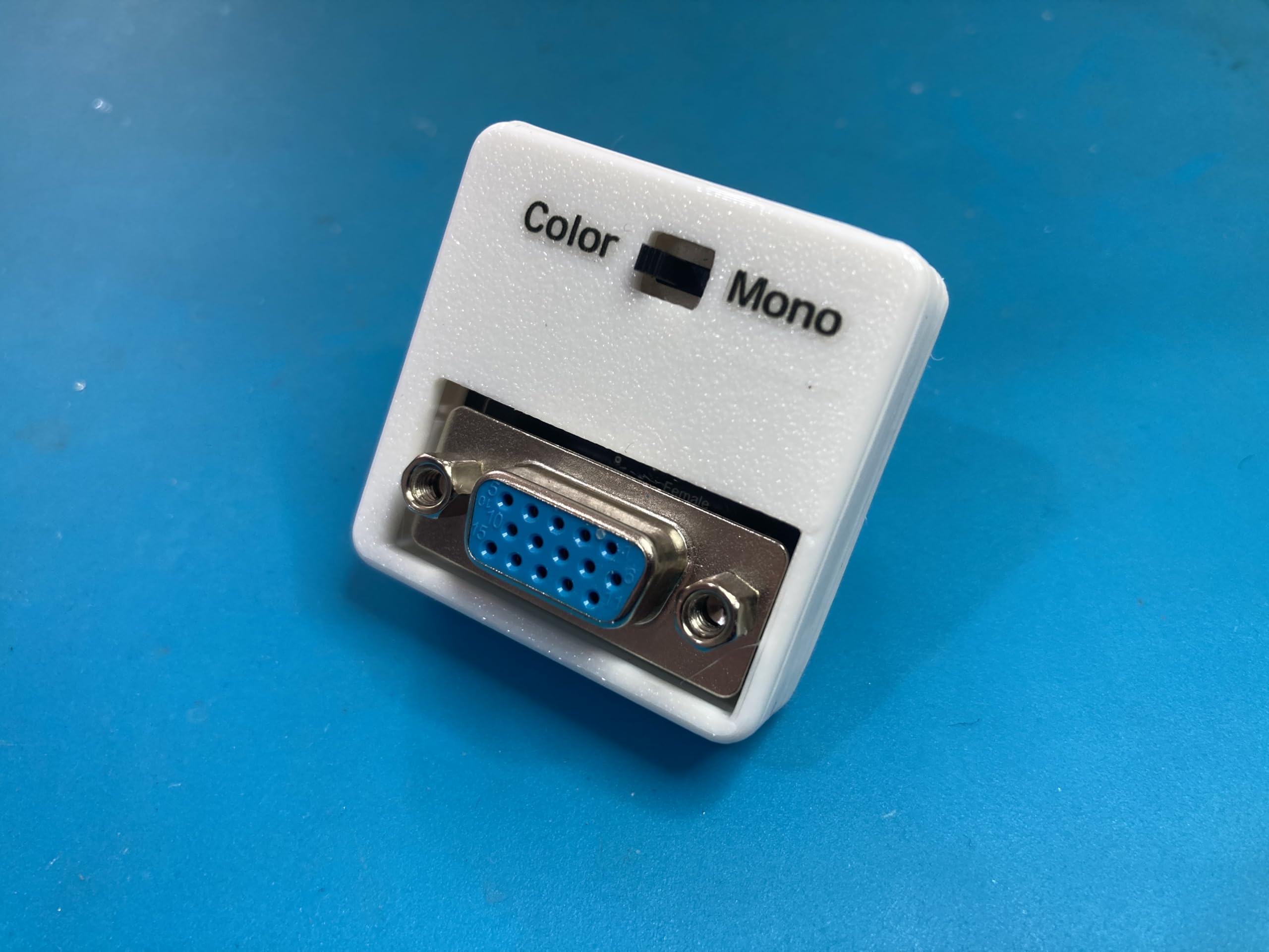 HoneyLans DIN13 to VGA Adapter for Atari ST