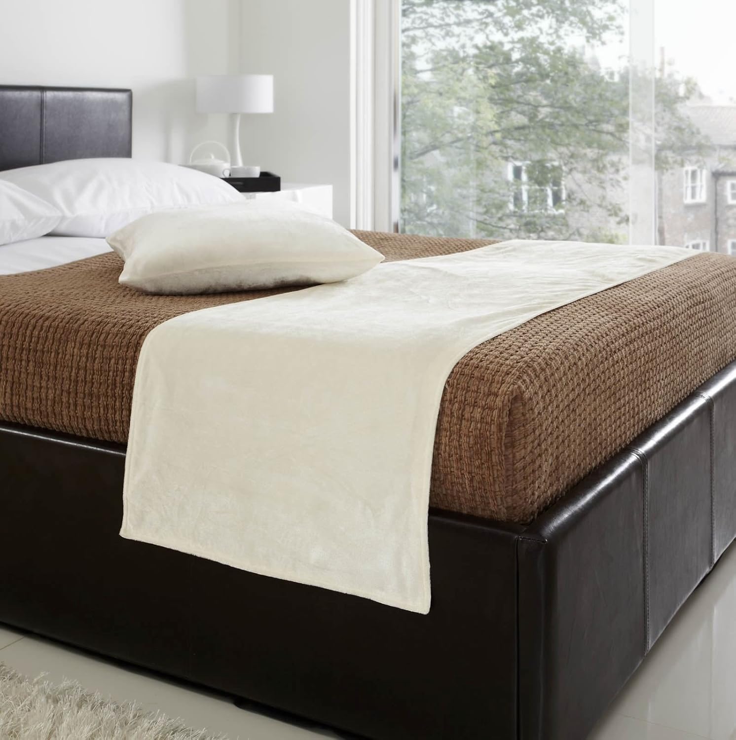 Velvet Bed Runner, Velvet Throw Runners, 48cm x 195cm, Cream Amazon.co.uk Kitchen & Home