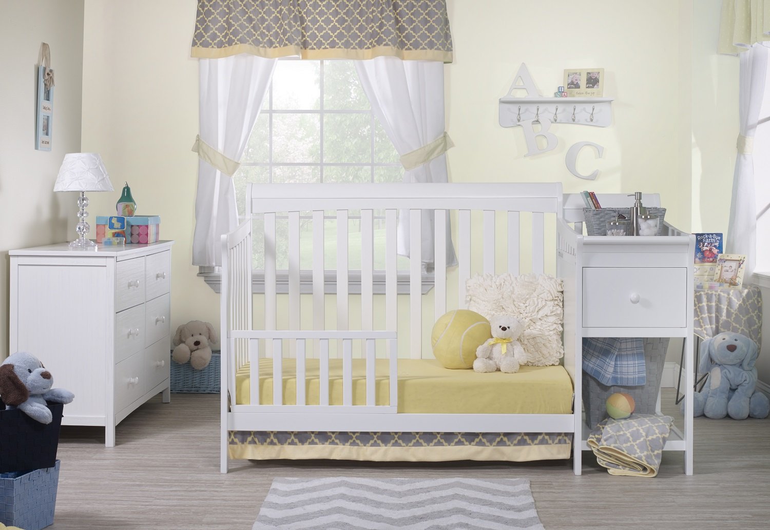 sorelle florence crib and changer