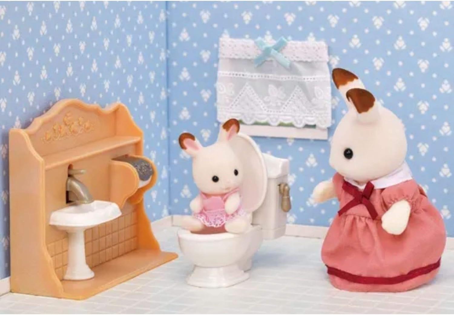 Sylvanian Families Playful Starter Furniture Set - dollhouse playset 5449, Klein - Image 4
